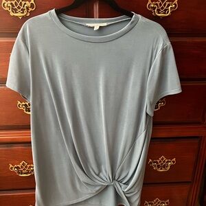 Green Envelope sage blue/green Short Sleeve Top